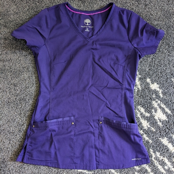 Purple scrub set - Picture 3 of 4